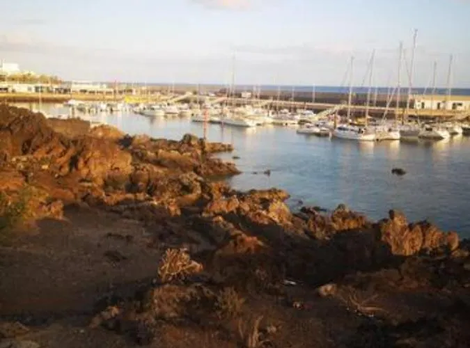 Comfortable Lucy 706 With Amazing Sea-view Daire