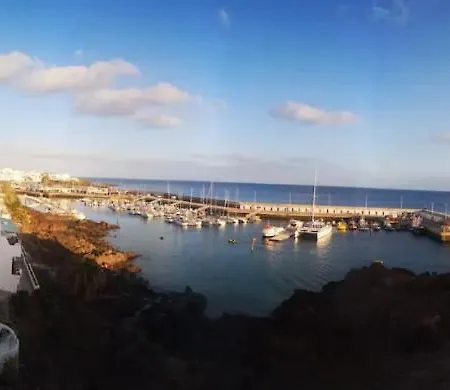 Comfortable Lucy 706 With Amazing Sea-view